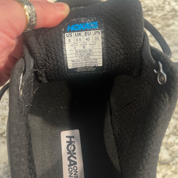 Hoka One One Bondi all black sneakers - Picture 5 of 6